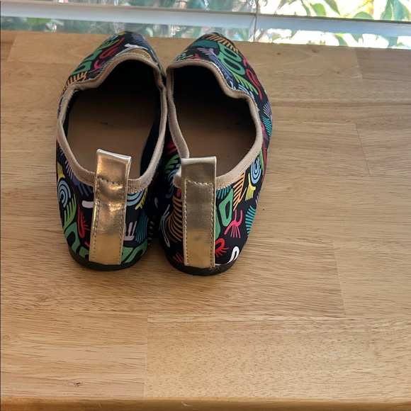 Women's Graffiti Patterned Pointed Flats - Black Multi - Picture 4 of 6